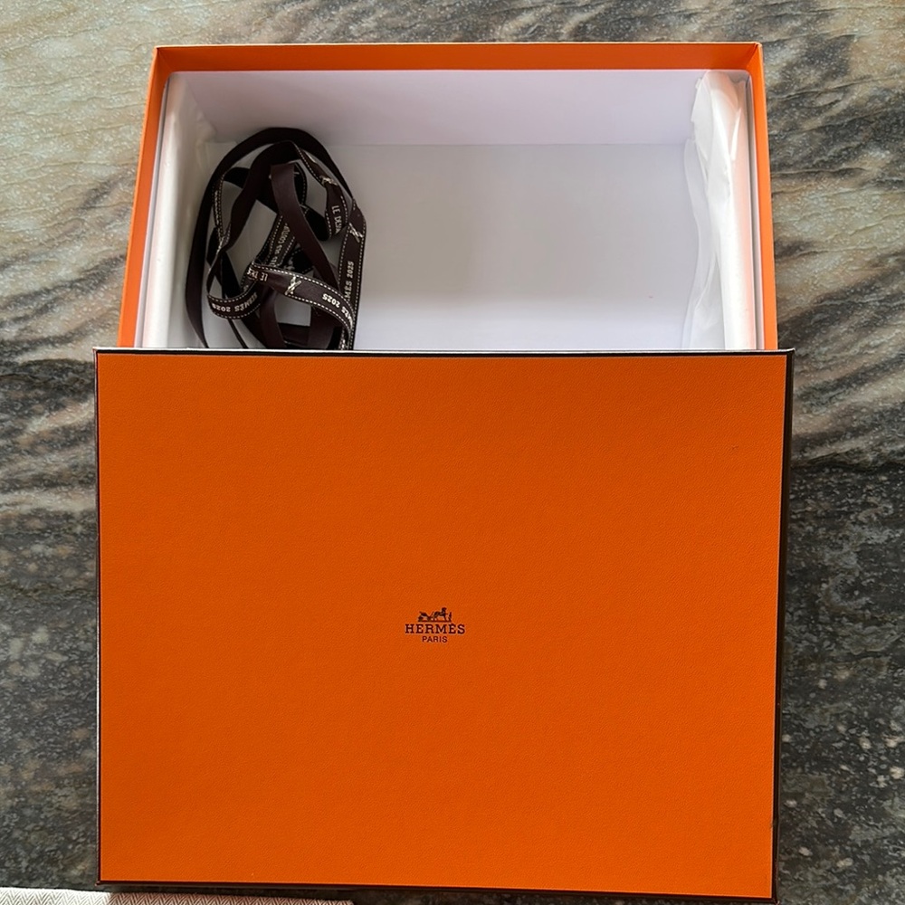 Hermes Oran Sandal - Picture 8 of 8